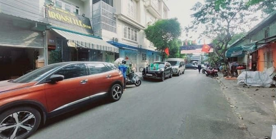 Bán nhà riêng: 2 MẶT TIỀN HẺM XE TẢI- nhà đường BÙI TÚY- DT 90m- P12, bình thạnh