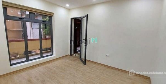 Bán căn hộ chung cư: Tập thể Thịnh Hào_Đống Đa_tầng 3_o tô_sổ to 70m2 2pn 2wc c