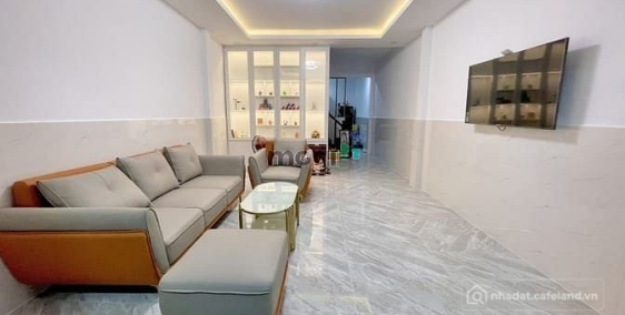 Bán nhà riêng: Nhà Đẹp 62M² Chỉ 5.XTỷ Tân Phú Giáp TânBình  Ngang 4.14mX15m Hẻm 