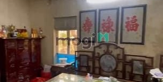 Bán căn hộ chung cư: Nhỉnh 4 tỷ tập thể Quỳnh Mai_Hai Bà Trưng_t3_Lô Góc_Sổ to_