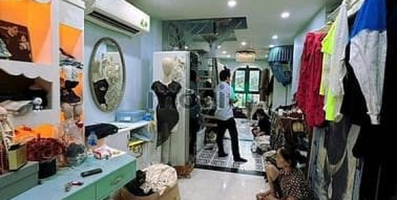 Bán căn hộ chung cư: TT Nguyễn Khuyến_Đốnhg Đa_Tầng 2_view phố 90m2 3pn 2wc chỉ