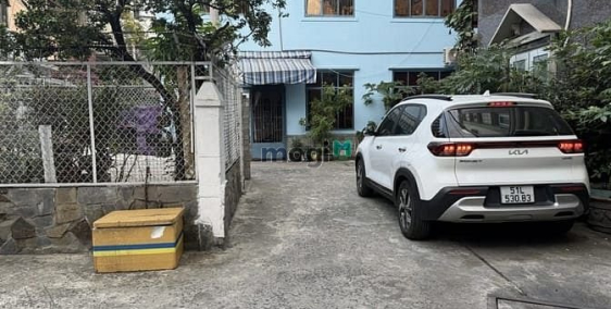 Bán nhà riêng: Phú Nhuận- Nguyễn Đình Chiểu- khu phân lô- Hẻm xe hơi gần mặt tiề