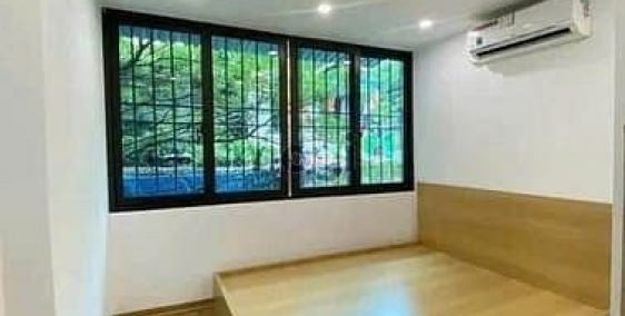 Bán căn hộ chung cư: GIÁ RẺ! Nhỉnh 3 tỷ tập thể phố Thái Hà_Đống Đa_Tầng 2_80m2