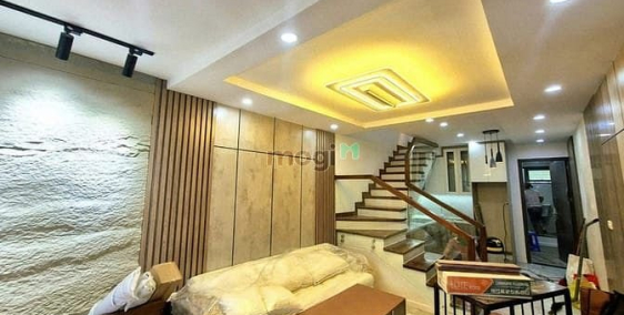 Bán căn hộ chung cư: Nhỉnh 4 tỷ tập thể Đại La_Hai Bà Trưng_Tầng 2_sổ to 100m2 