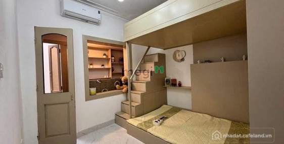 Bán căn hộ chung cư: Tập thể Lê Thánh Tông_Hoàn Kiếm_sổ to_3pn 3wc full nt chỉ 