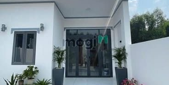 Bán nhà riêng: siêu phẩm cấp 4 mới hoàn thiện giá cực rẻ