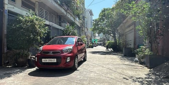 Bán nhà riêng: Bán nhà tặng nt vào ở ngay hxh phan huy ích ngang 4m 56m2 gần ema