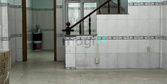 Bán nhà riêng: Ô TÔ ĐÂUH TRONG NHÀ Cách Mạng Tháng 8 - Q10  4m X 14m 2 tầng, 1 T