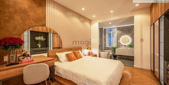 Bán nhà riêng: Hẻm nội bộ 10m, 5 tầng, gần mặt tiền Nguyễn Thiện Thuật, Cao Thắn