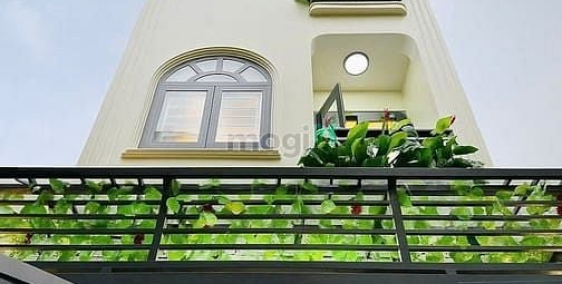 Bán nhà riêng: Bán nhà hẻm xe hơi Phạm Văn Chiêu, P.14, 3,7 x 13, 4PN giá 5.8 tỷ