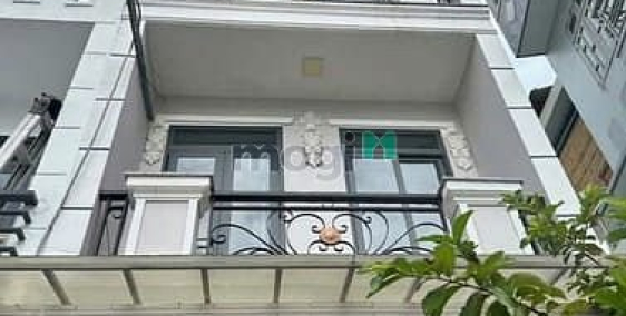 Bán nhà riêng: Bán nhà hẻm xe hơi Phan Huy Ích, P.12, 4 x 13, 4 tầng, giá 5.95 t