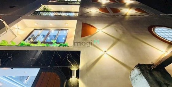 Bán nhà riêng: Bán nhà hẻm 3m sát hẻm xe tải Lê Đức Thọ, P.16, 9 x 5, giá 6.1 tỷ