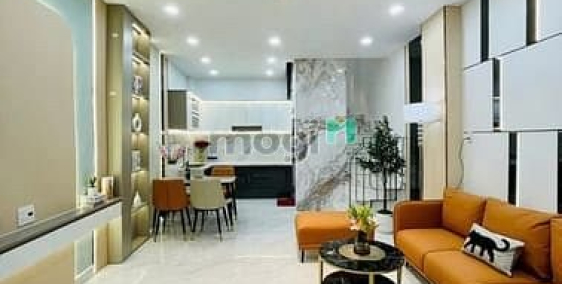 Bán nhà riêng: Bán nhà hẻm 2,5m đường số 8, P.11, 4,2 x 8,5, 2 tầng, 2PN giá 3.6