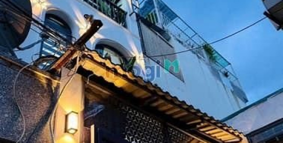 Bán nhà riêng: Bán nhà hẻm 2,5m đường Quang Trung, P.8, 3,3 x 10, giá 4.75 tỷ tl