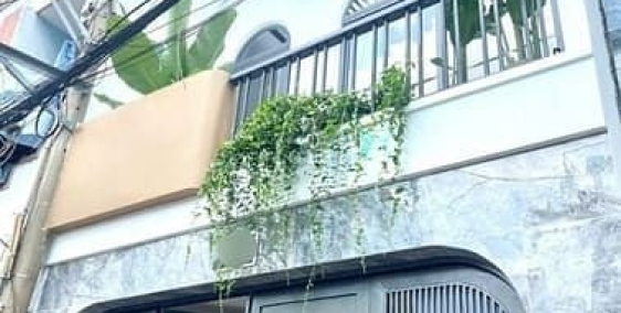 Bán nhà riêng: Bán nhà hẻm xe hơi thông Trần Thị Trọng, P.15, 4 x 10, giá 4.95 t