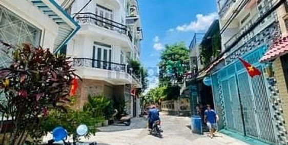 Bán nhà riêng: Chủ giảm 600tr còn 9,9tỷ, 4 tầng khu biệt thự P15, Tân Bình, gần 