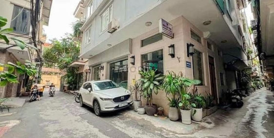 Bán nhà riêng: Bán Nhà Hoàng Cầu LÔ GÓC Ô TÔ TRÁNH, 73M² × 4 TẦNG, MT 6.5M, 22 T