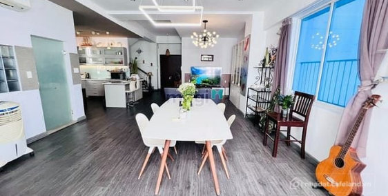 Bán căn hộ chung cư: Bán căn hộ penhouse Phú Mỹ Thuận 187m2, nội thất hiện đại, 