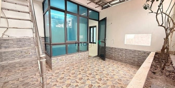 Bán nhà riêng: Bán nhà 4 tầng Tứ Hiệp, Ngọc Hồi, 38m2, giá 4.9 tỷ