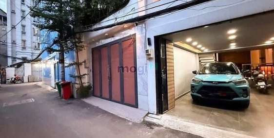 Bán nhà riêng: Ngang 4m - Sổ vuông A4 - 4 tầng - Full nội thất gỗ xịn