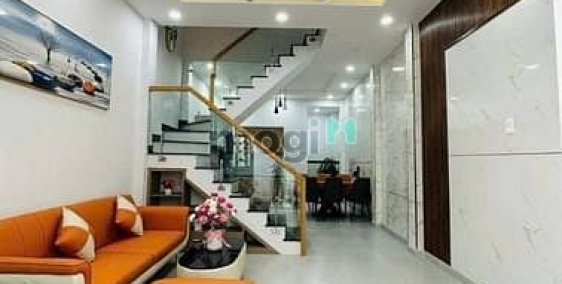 Bán nhà riêng: 4.Tỷ - Nhà Đẹp Đón Tết : (4,1x11m) Gần chợ F.15 Tân Bình