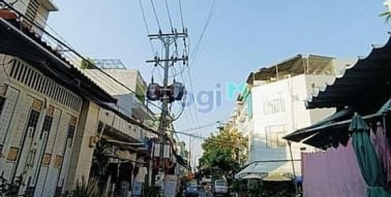 Bán nhà riêng: Căn Hiếm Quận 8 45m² Hẻm Xe Tải Nhỉnh 5 Tỷ Nhà Tầm Trung Vị Trí V