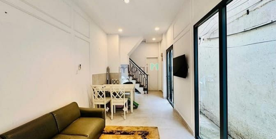 Bán nhà riêng:  bùi viện quận 1 - nhà mới đẹp ở ngay - phù hợp ở hoặc cho thuê 