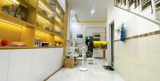 Bán nhà riêng: Siêu phẩm 4 tầng Đường Độc Lập - Tân Phú