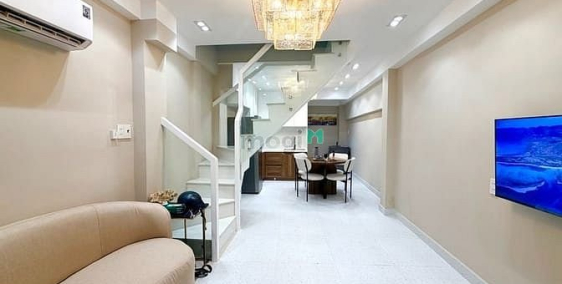 Bán nhà riêng: Bán Nhà Ngã Tư Hàng Xanh Bình Thạnh Xe Hơi Tới Nhà 2PN 28m2 Chỉ C