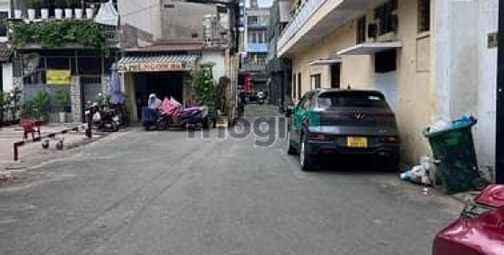 Bán nhà riêng: Bán nhà HXH nhựa 6m Thích Quảng Đức 3 tầng ngang 4.2m nở hậu nhẹ