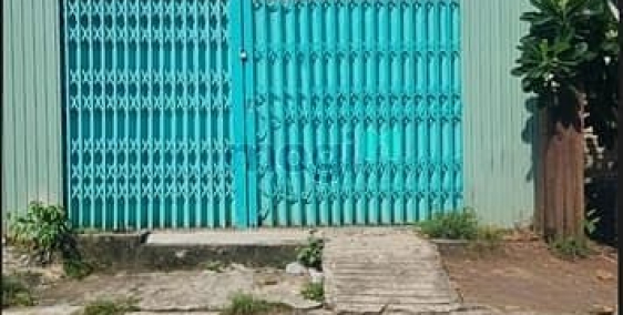 Bán nhà riêng: ALO !!! Cần bán gấp nhà c4 ở Bà điểm-Hóc Môn(70m2),giá 990tr,shr