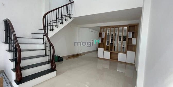 Bán nhà riêng: Bán nhà Hà Đông phố Phan Đình Giót, 10,1 tỷ, 54m2, 2 thoáng, ô tô