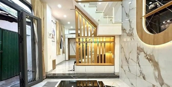 Bán nhà riêng:  Bùi Hữu Nghĩa P2 Bình Thạnh Giá: 3,250 tỷ  DT: 8m x 3m  KC: tr