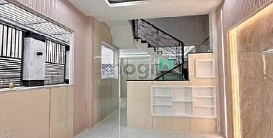 Bán nhà riêng: nhà vị trí đắc địa lên sóng. Căn góc 2 mặt tiền Tô ngọc vân. Q12.