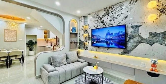 Bán nhà riêng: Cực Hiếm Ngay Phan Văn Hân,Bình Thạnh, 1 trệt 2 lầu. Gồm 3PN