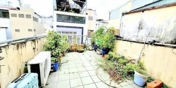 Bán nhà riêng: Chủ Bán Nhà 4Tầng,36m2-Để Định Cư-Gần Chợ Bến Thành - Q