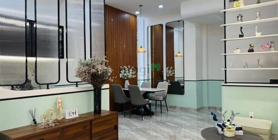 Bán nhà riêng: Tổ ấm lý tưởng ngay Trung tâm Q8