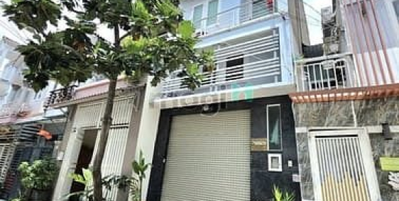 Bán nhà riêng: Bán nhà xe hơi vào tận nơi – đường trước nhà 8m – huỳnh tấn phát 