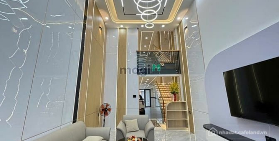 Bán nhà riêng: Nhà phố 6 lầu PC Âu ngang 4.2m MT 736 Lê Đức Thọ 88m2 tặng full N