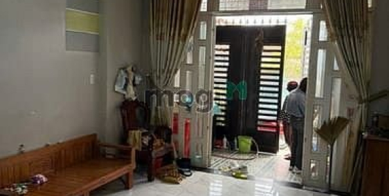 Bán nhà riêng: Bán nhà 4*15m lầu trệt. Sổ hồng riêng. Đông Thạnh. Hocmon