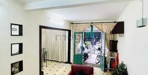 Bán nhà riêng: Bán nhà Võ Văn Tần, Quận 3 – 4 tầng, hẻm ôtô – 6m ngang – chỉ 17.