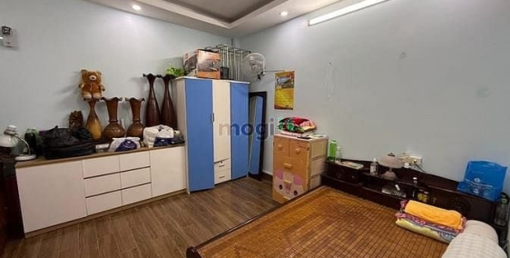 Bán nhà riêng: Nhà đẹp dân xây phố Hoa Lâm, 5 tầng, ô tô, giá hiếm trong tầm giá