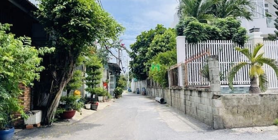 Bán nhà riêng: BÁN NHÀ - CẤP 4  - Đường số 7 - Linh Tây - Thủ Đức.