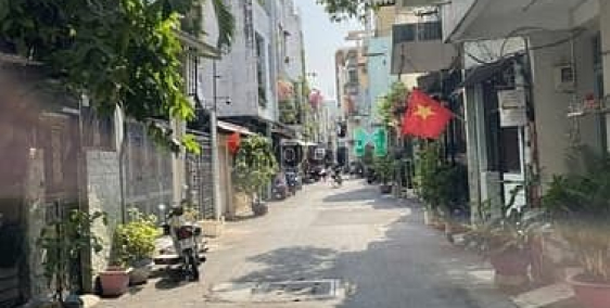 Bán nhà riêng: Bán CHDV Lý Chính Thắng P8 Q3 120m2 25P HĐT 200tr Giá 28 Tỷ