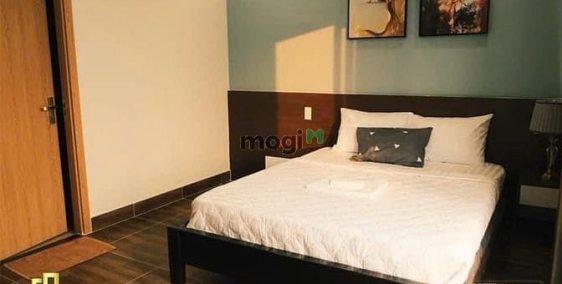 Bán nhà riêng: Bán tòa nhà  ngay sân bay, đang có thu nhập 150 tr/ th giá 42 tỷ