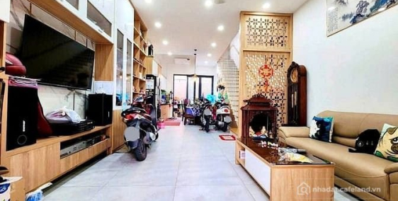 Bán nhà riêng: HIẾM! Nhà 3 Tầng Ngang 4.4M – 55M² Nguyễn Oanh, Gò Vấp Nhỉnh 6 Tỷ