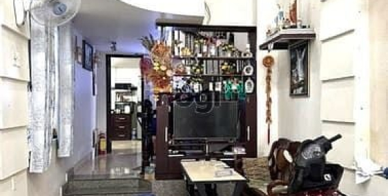 Bán nhà riêng: Chỉ 10.4 Tỷ TL – 69M² 6Tầng – Hẻm Xe Hơi Nguyễn Kiệm – Gần Sân Ba