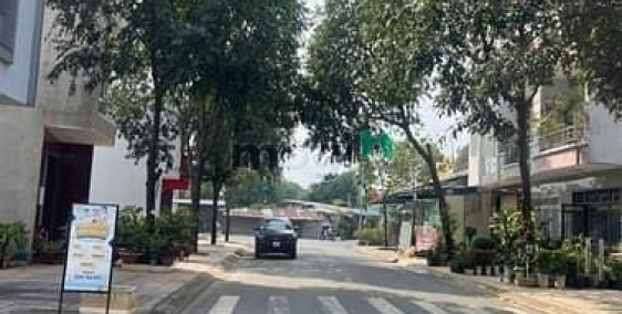 Bán đất thổ cư: Đất bán đường D2 giáp Á Châu N3 giá 6,8 tỷ 90m2 hiếm có khó tìm