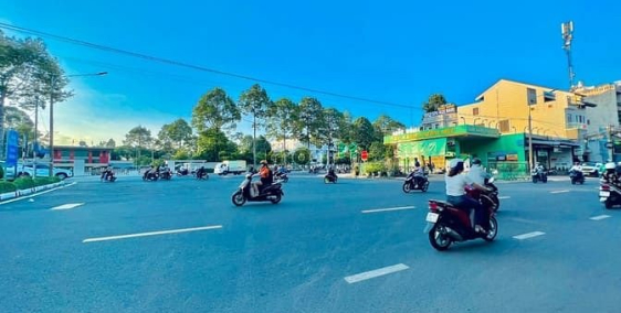 Bán đất thổ cư: Mặt tiền Phạm Văn Thuận 27,5 tỷ 286m2 ngang 10m đẹp ngay quảng t