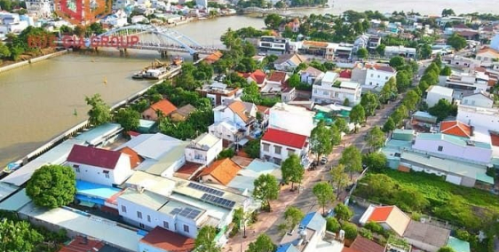 Bán đất thổ cư: Bán đất đường Nguyễn Thành Phương view sông sổ hồng 924m2 thổ cư